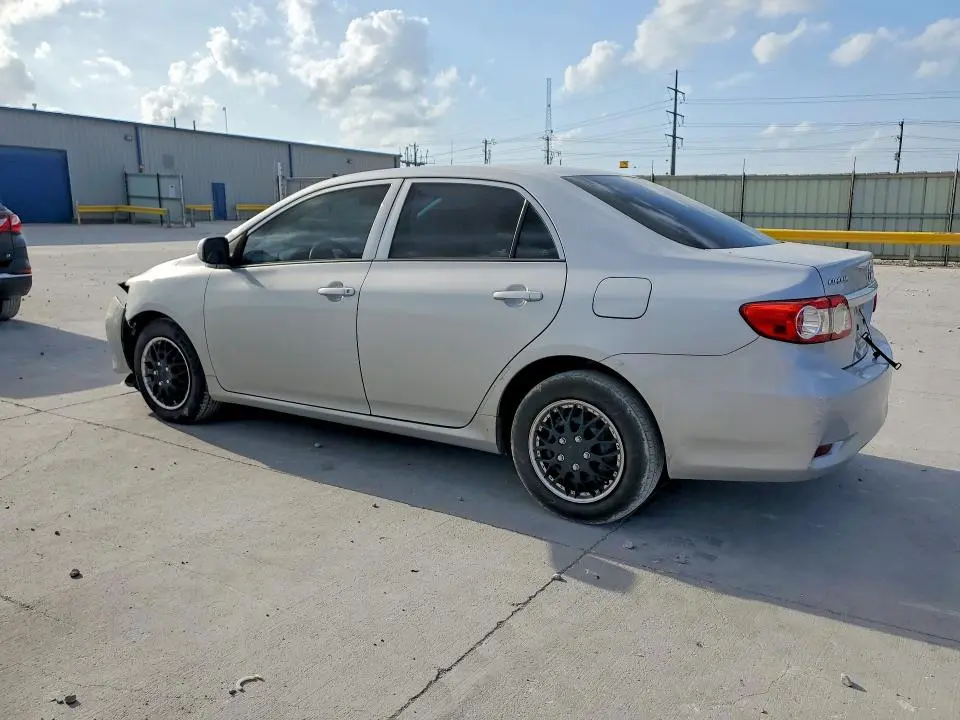 2013 TOYOTA COROLLA L  