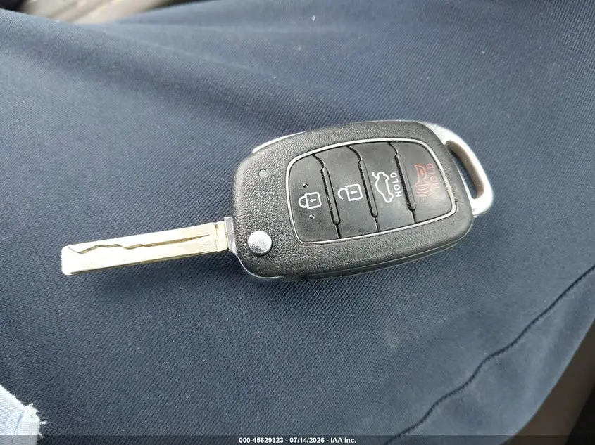 2019 HYUNDAI SONATA SE