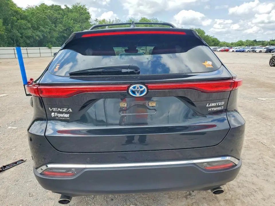 2021 TOYOTA VENZA LIMITED  