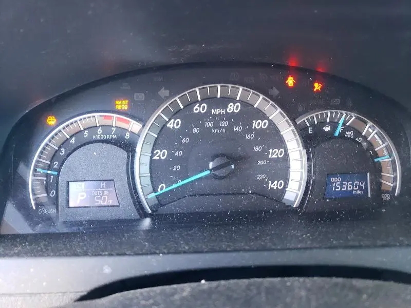 2014 TOYOTA CAMRY SE  