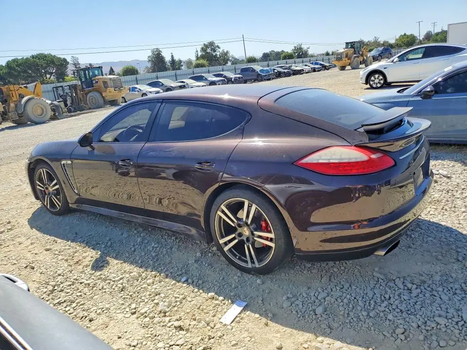 2013 PORSCHE PANAMERA 2  