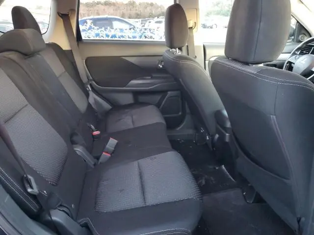 2017 MITSUBISHI OUTLANDER ES  