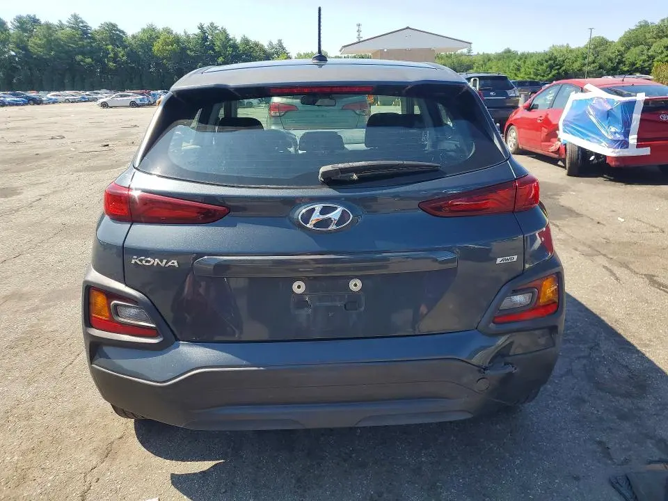 2018 HYUNDAI KONA SE  