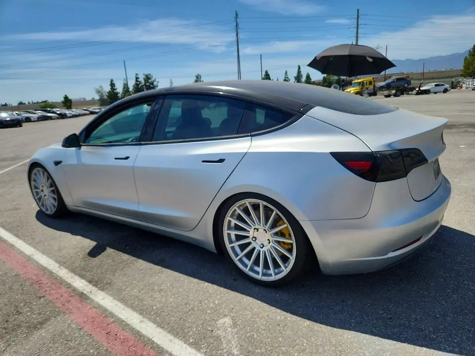 2018 TESLA MODEL 3   