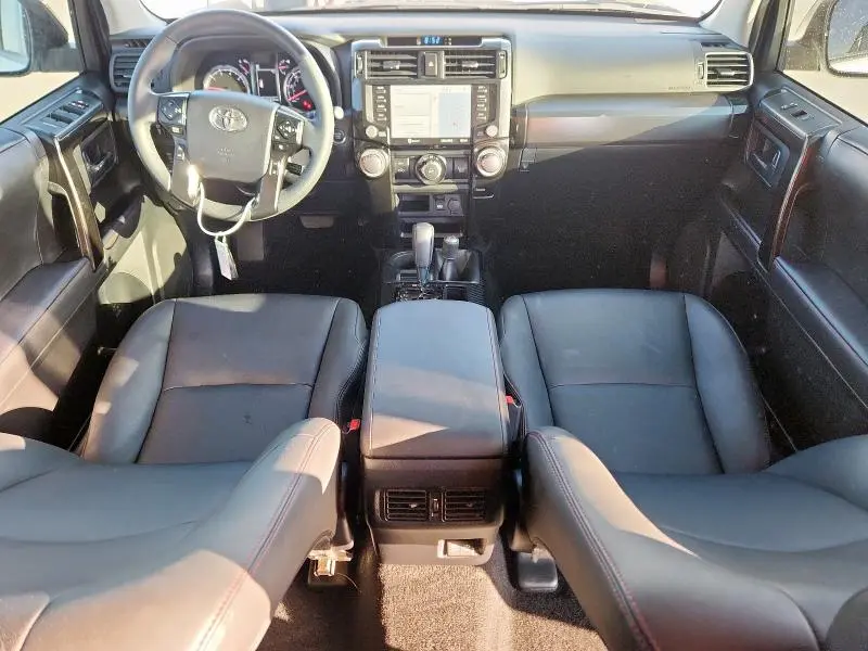 2021 TOYOTA 4RUNNER VENTURE  