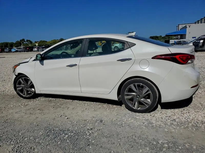 2014 HYUNDAI ELANTRA SE  
