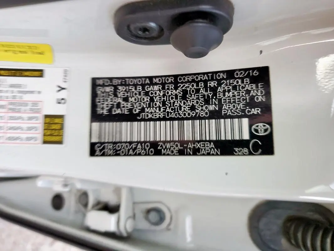 2016 TOYOTA PRIUS   