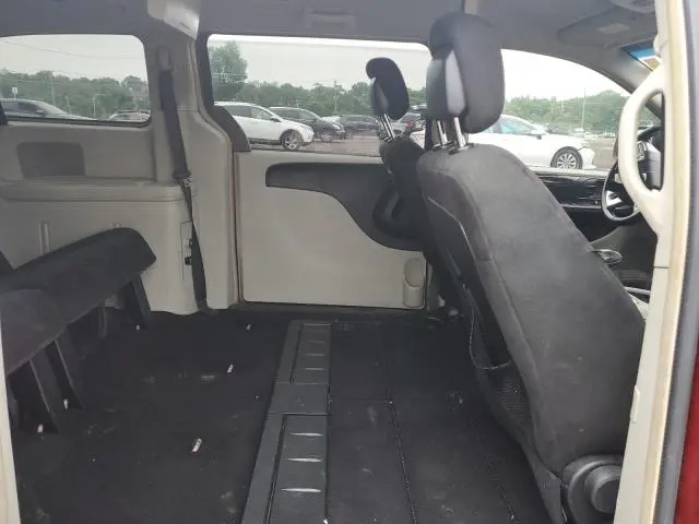 2011 DODGE GRAND CARAVAN CREW  