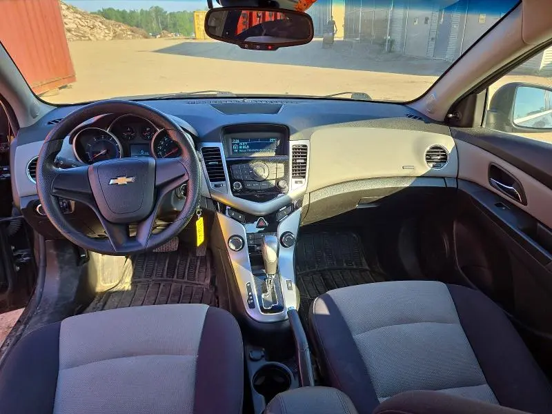 2012 CHEVROLET CRUZE LS  