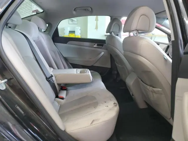 2016 HYUNDAI SONATA SE  