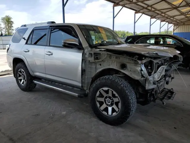 2017 TOYOTA 4RUNNER SR5/SR5 PREMIUM  