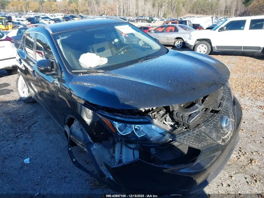 2017 NISSAN ROGUE SPORT SV