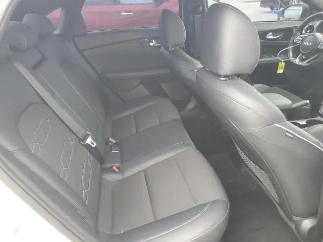 2023 KIA FORTE GT LINE  