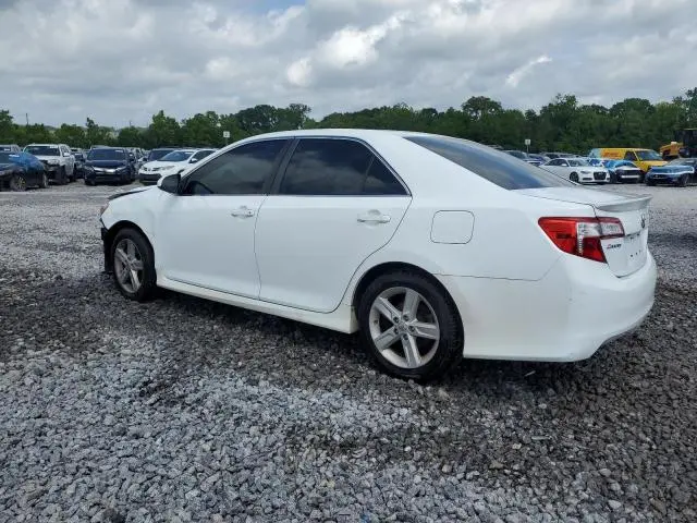 2014 TOYOTA CAMRY SE  