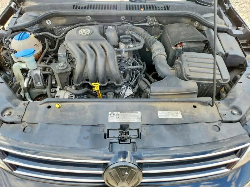2015 VOLKSWAGEN JETTA BASE  