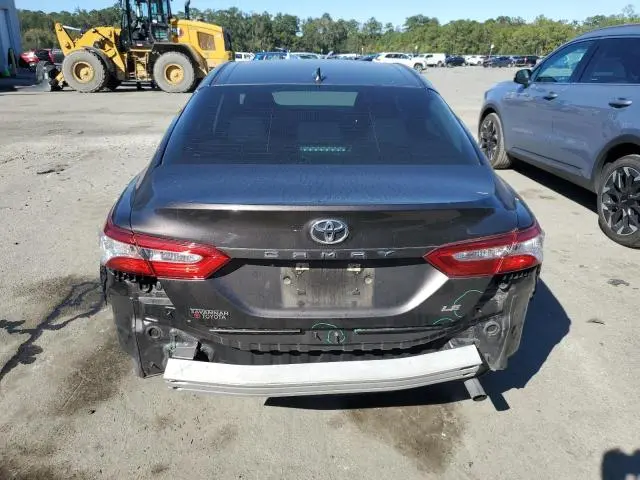 2020 TOYOTA CAMRY LE  