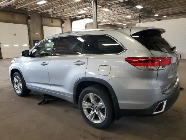 2017 TOYOTA HIGHLANDER LIMITED  