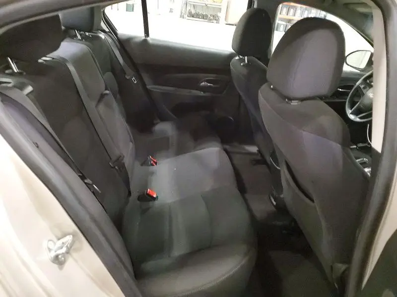 2015 CHEVROLET CRUZE LT  