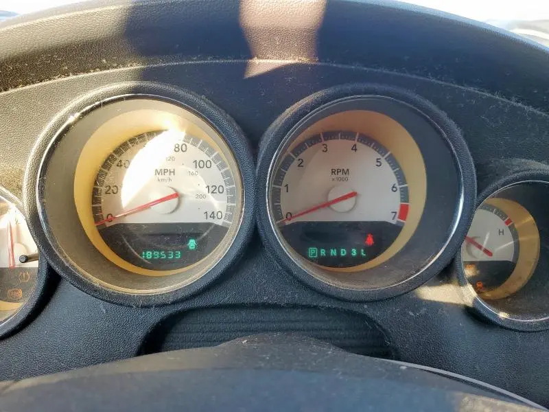 2010 DODGE CHARGER SXT  