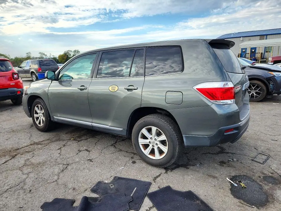 2012 TOYOTA HIGHLANDER BASE  