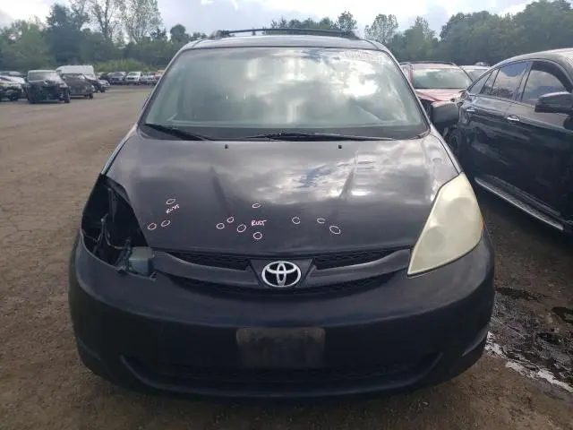 2010 TOYOTA SIENNA CE  