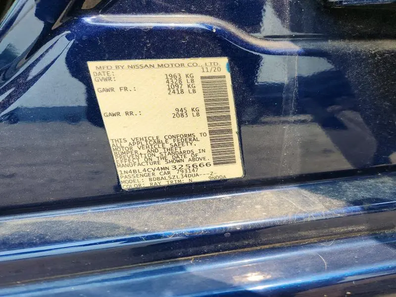 2021 NISSAN ALTIMA SR  