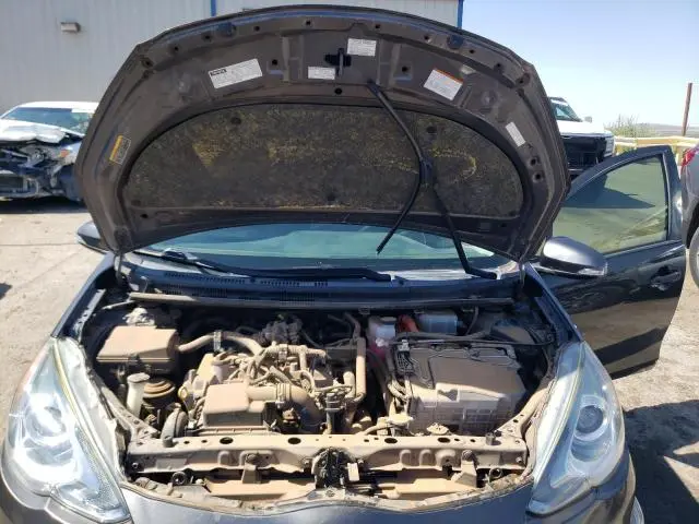 2015 TOYOTA PRIUS C TWO  
