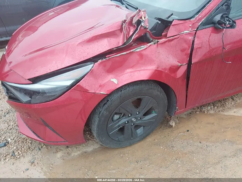 2021 HYUNDAI ELANTRA SEL