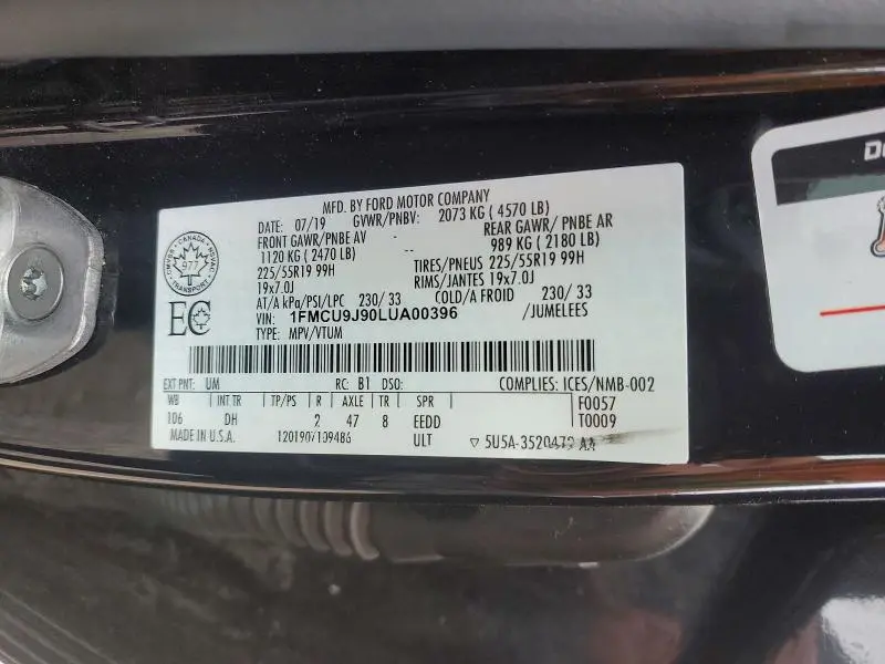 2020 FORD ESCAPE TITANIUM  