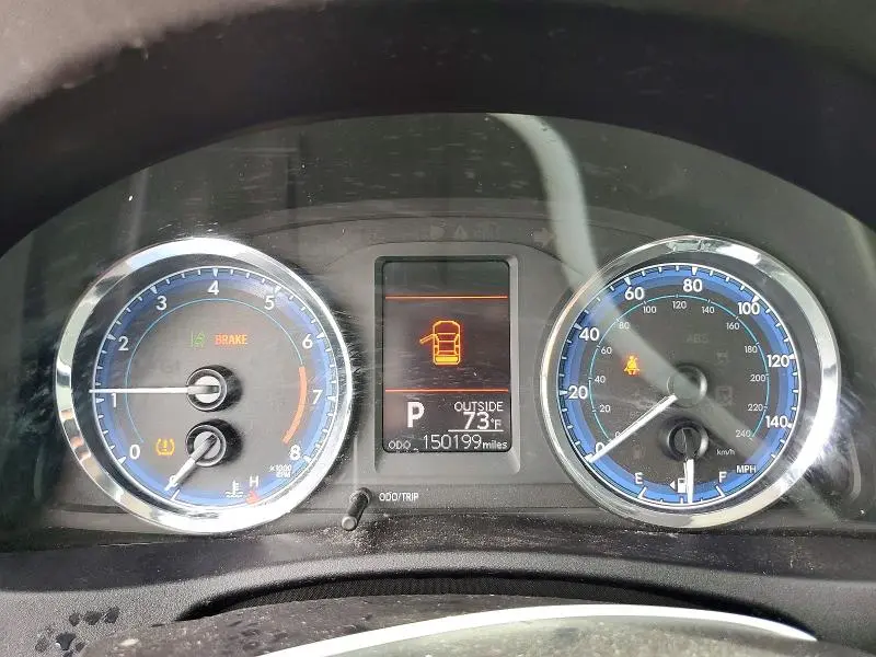 2017 TOYOTA COROLLA LE  