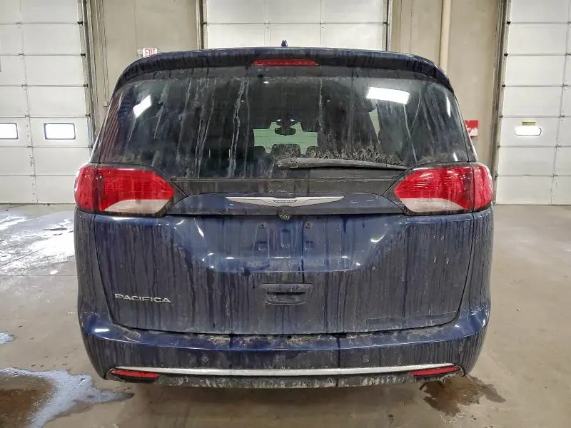 2017 CHRYSLER PACIFICA TOURING L  