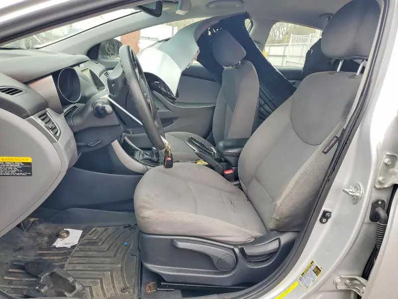 2013 HYUNDAI ELANTRA   