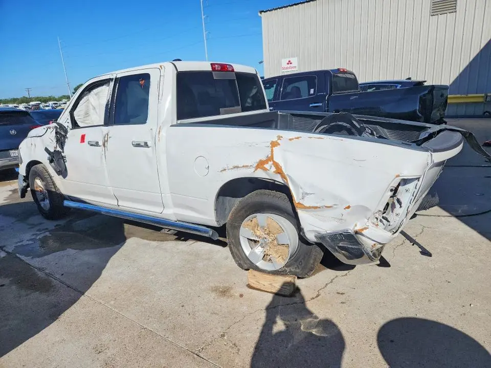 2018 RAM 1500 SLT  