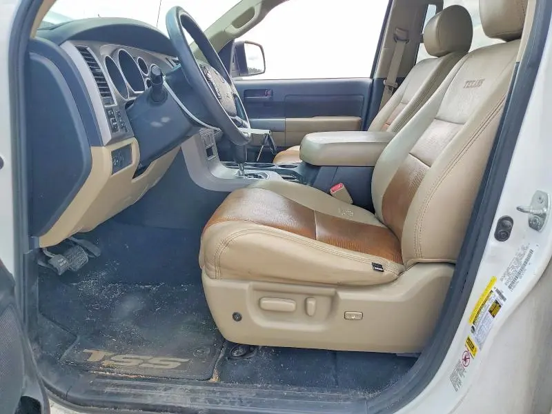 2013 TOYOTA TUNDRA CREWMAX SR5  