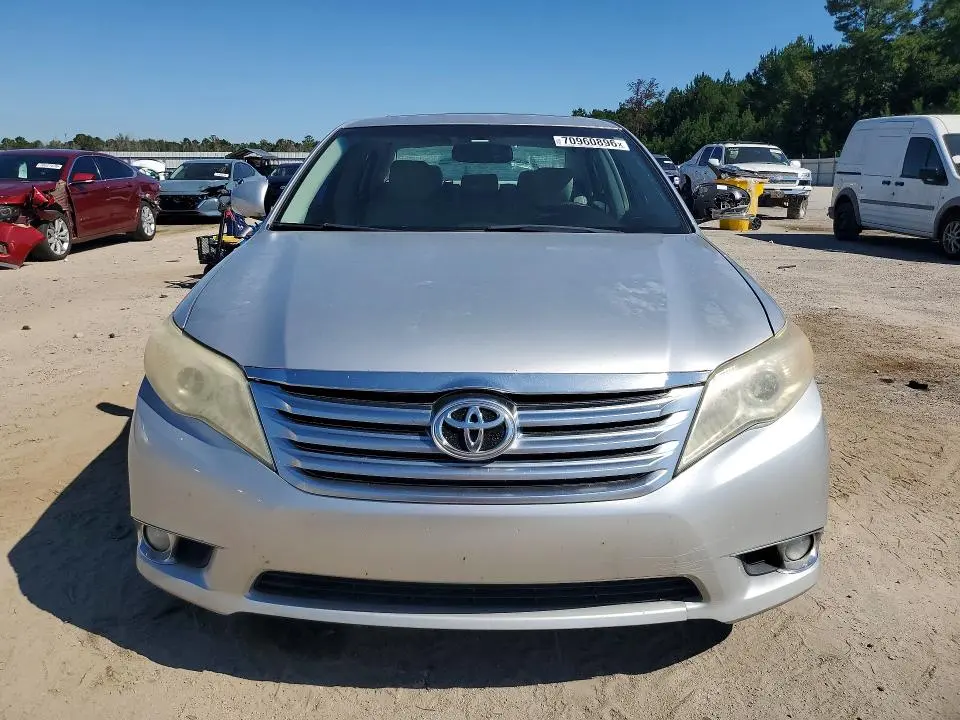 2012 TOYOTA AVALON LIMITED  