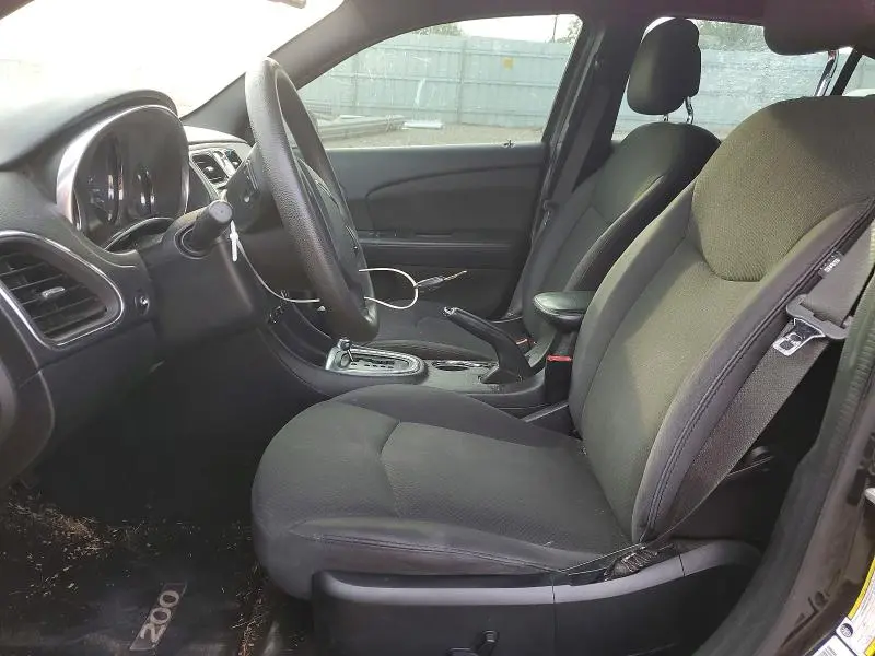 2014 CHRYSLER 200 LX  