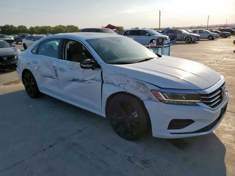 2022 VOLKSWAGEN PASSAT SE  
