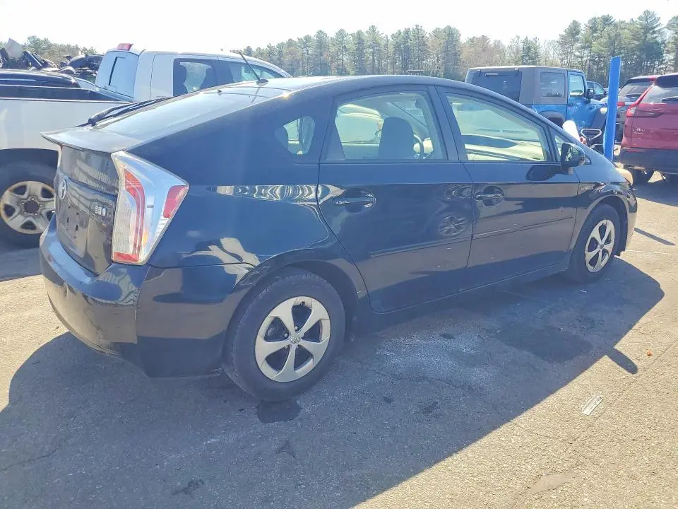 2012 TOYOTA PRIUS TWO  