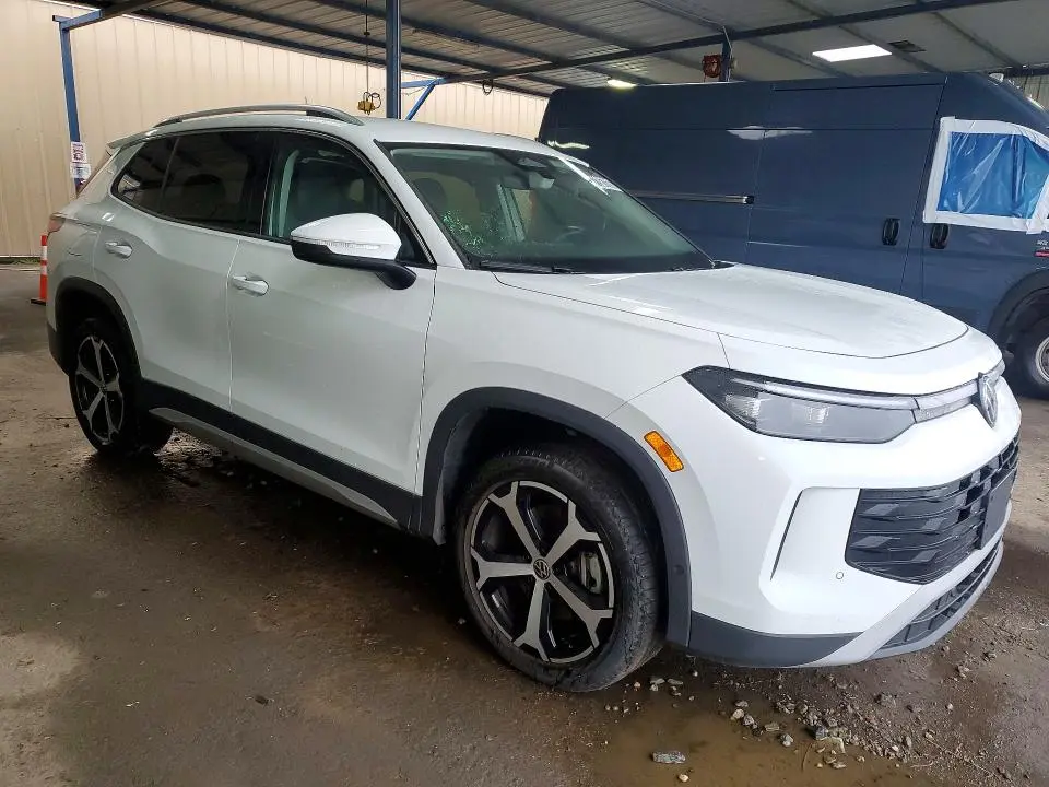 2026 VOLKSWAGEN TIGUAN SE  