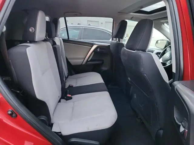 2017 TOYOTA RAV4 XLE  