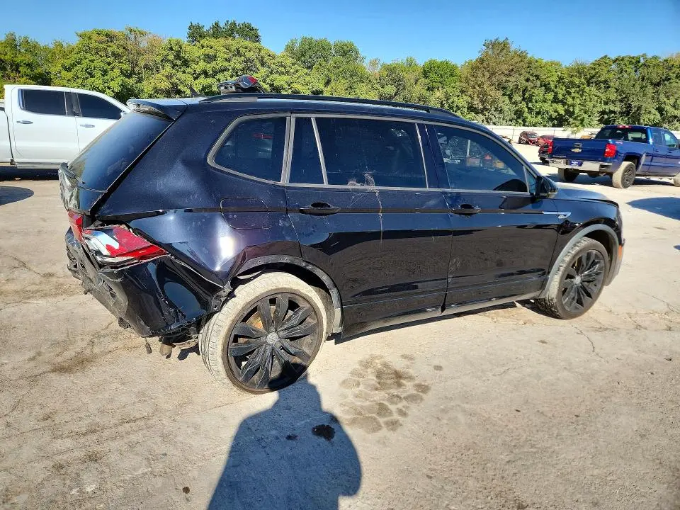 2020 VOLKSWAGEN TIGUAN SE  