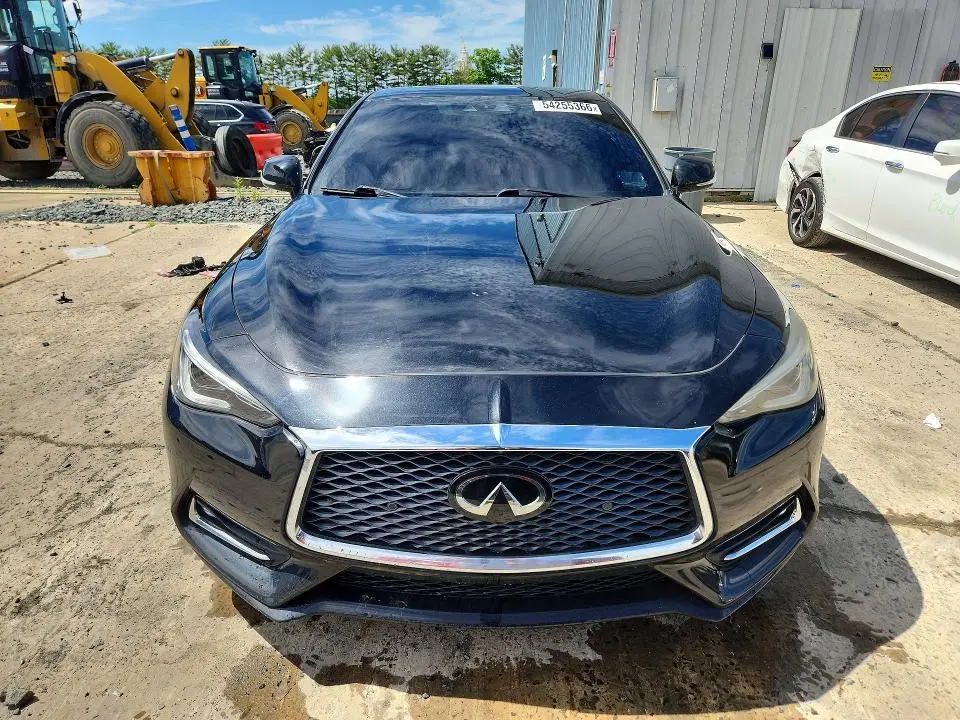 2019 INFINITI Q60 RED SPORT 400  