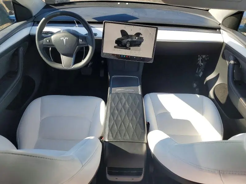 2024 TESLA MODEL Y   