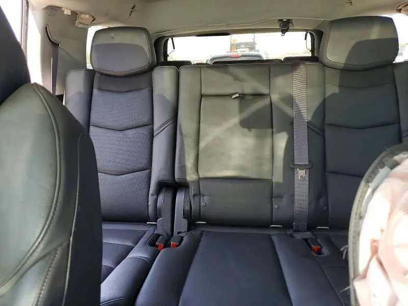 2016 CADILLAC ESCALADE LUXURY  