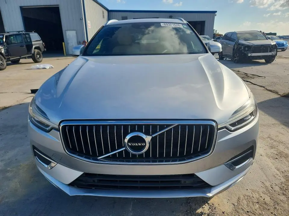 2018 VOLVO XC60 T6  