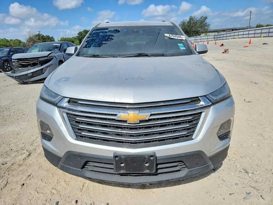 2022 CHEVROLET TRAVERSE LT  