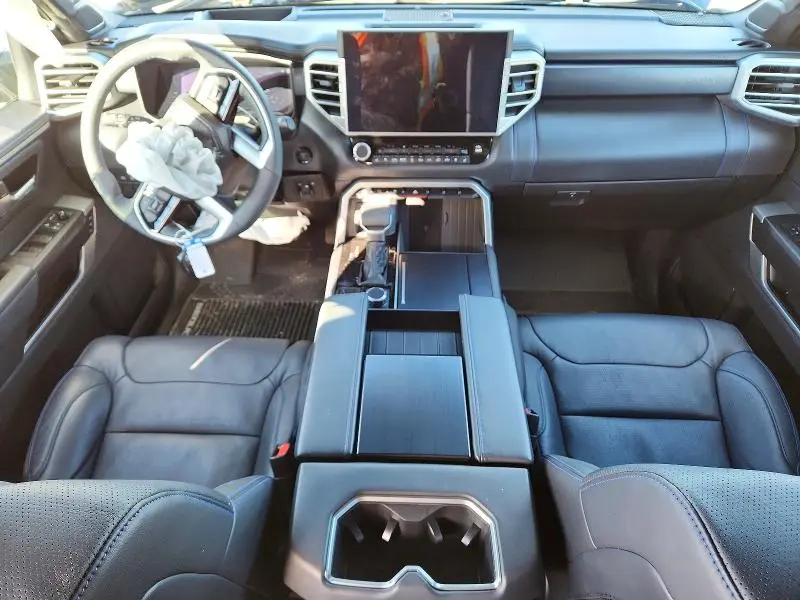 2025 TOYOTA SEQUOIA PLATINUM  