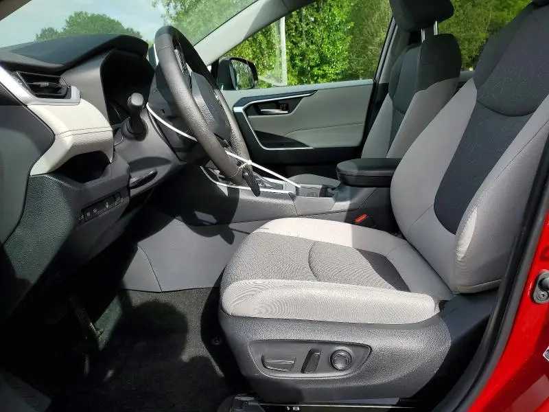2025 TOYOTA RAV 4   