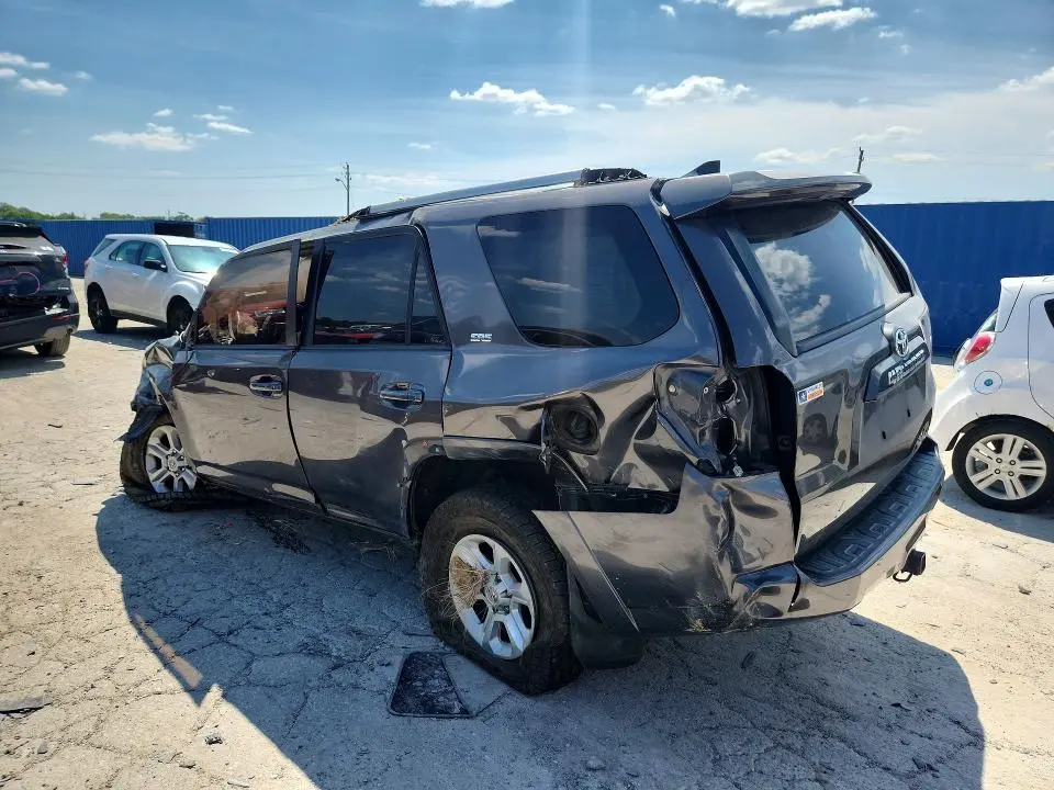 2016 TOYOTA 4RUNNER SR5  
