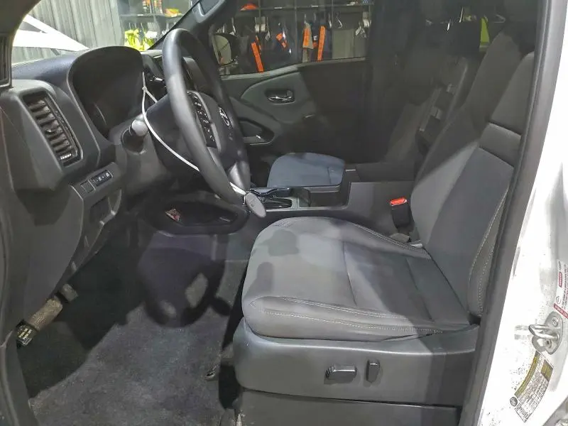 2023 NISSAN FRONTIER S  